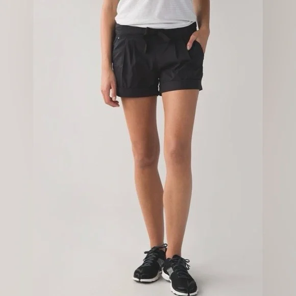 Lululemon Spring Break Away Short
Black (First Release) - Picture 5 of 6